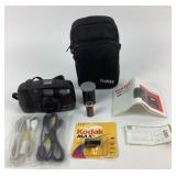 Pentax IQ Zoom EZY Camera, Carrying Case, Batterie