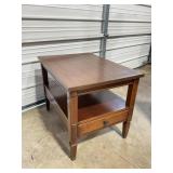 Wood side table 1 drawer