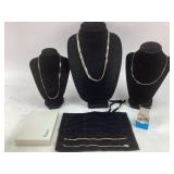 Costume Jewelry: Ambasador gold chains with