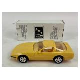 AMT ERTL 1995 Corvette Convertible Yellow Dealer