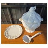 Pier 1 White Ceramic Tureen With Ladle