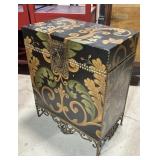Floral design flip top storage chest