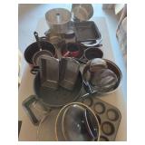 Cookware, Baking Pans, Strainers, Lids