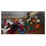 Halloween Figurines, Christmas Pet Outfits, Decor