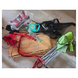 2 Foldable gates, Harnesses, Folding Chair