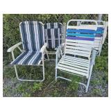 Lawnchairs (4 ) - 2 Cloth & 2 Plastic - Arms On