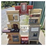 Step 2 Childrens Kitchen Play Set