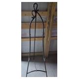 Black Metal Adjustable Easel Stand