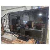 Emerson 31 in. Television - Plugged In Shows Red