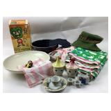 Crock Bowl, Fabric, Pete-Pepper Toy+