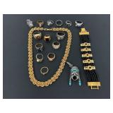 Costume Jewelry: Napier Gold tone necklace and