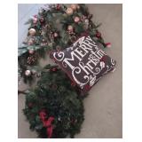 Christmas Wreaths, Garland, Pillow