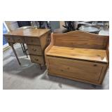 Wood Sewing Machine Table With 2 Drawers & Wood