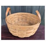 Longaberger Handwoven Basket Signed 1986