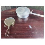Everlast Metal Hand-Forged Pan, Ornate Hand Mirror