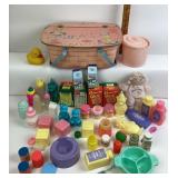 Amsco Doll-E-Layette Basket, Doll Accessories