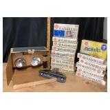 Bell & Howell Movie Light Bar, GE 5B Flashbulbs