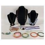 Costume Jewelry: .925 Sterling Silver Clasp cats