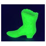 Fenton Glass Green Uranium Daisy Boot