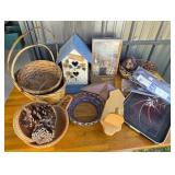 Decorative Wicker Baskets, Metal Star, Home Accent