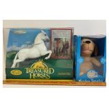 Ertl Treasured Horses Figure, iLive Bluetooth Plus