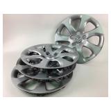 Toyota Plastic Hubcaps With Silver Finish