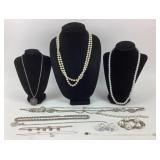 Costume Jewelry: Anne Klein bracelet, pearl like
