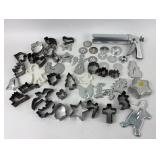 Wear-Ever Cookie Press With Assorted Cutters