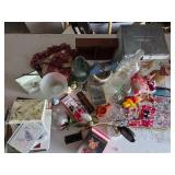 Holiday Decor, Glassware, Cards, Figurines