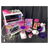 Huge VTG & Complete Easy Bake Oven Collection