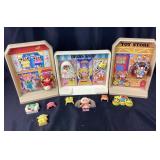 Vintage Dolly Pops Poptown Playset Dolls & Outfits
