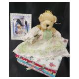 Princess Muffy and the Pea Bear LE 4739 Muffy Vand