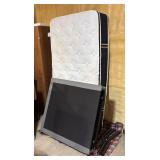 Twin XL mattress, Richmat adjustable base