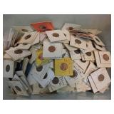 Box of 300 +/- Lincoln cent error coins in 2x2