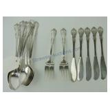 Oneida silver plate lot of 17 pieces 