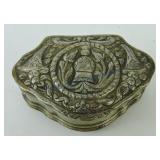 Silver hand tooled Turkish snuff box, 1.9oz+