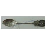Sterling silver souvenir spoon Montreal Canada,