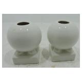 Fiesta Post 86 white pair of round candle holders