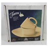 Fiesta Post 86 ivory 3 pc place setting NIB