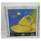 Fiesta Post 86 sunflower 3 pc place setting NIB