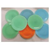 Vintage Fiesta 9" plate group, 8 mixed