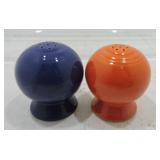 Vintage Fiesta shaker group, 1 red, cobalt