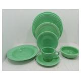 Vintage Fiesta 8pc place setting, green