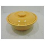 Kitchen Kraft 9" casserole, yellow