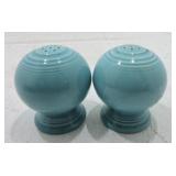Vintage Fiesta salt & pepper shakers, turquoise