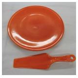 Kitchen Kraft cake plate and server, red