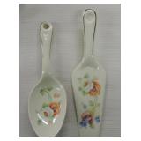 Kitchen Kraft Oven Serve cake server and spoon