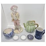 Lot of 7 ceramic items Lot of 7 ceramic items