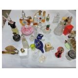 Lot of assorted perfume bottles
