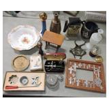 Box lot of assorted items